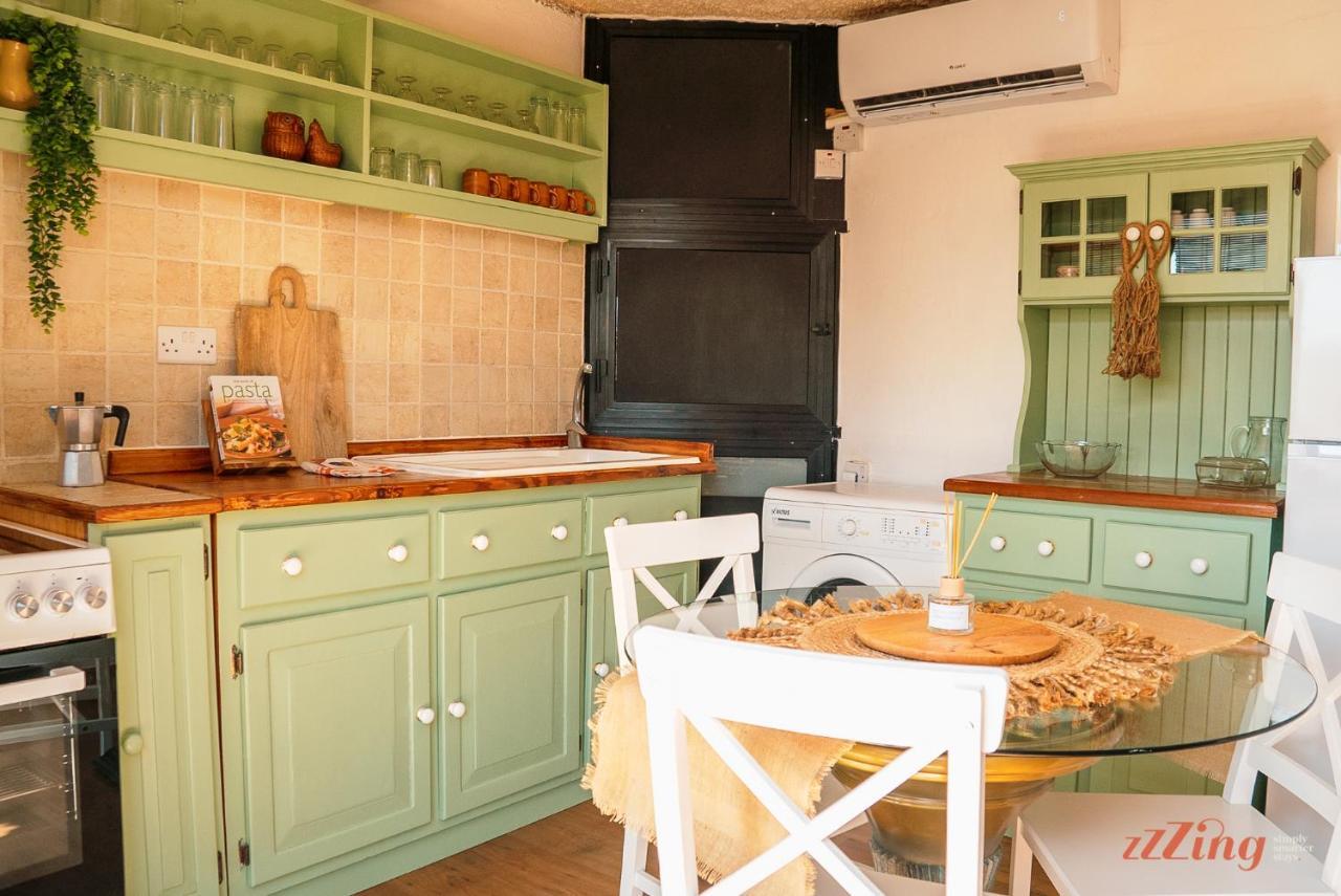 A Holiday Home Duplex In A Gozo Village Square Вікторія Екстер'єр фото
